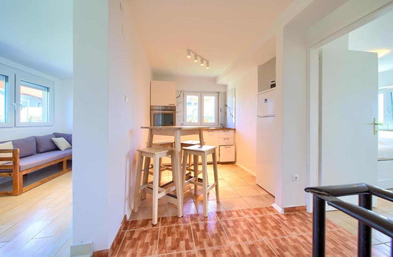 Seascape Apartment Кърк Екстериор снимка
