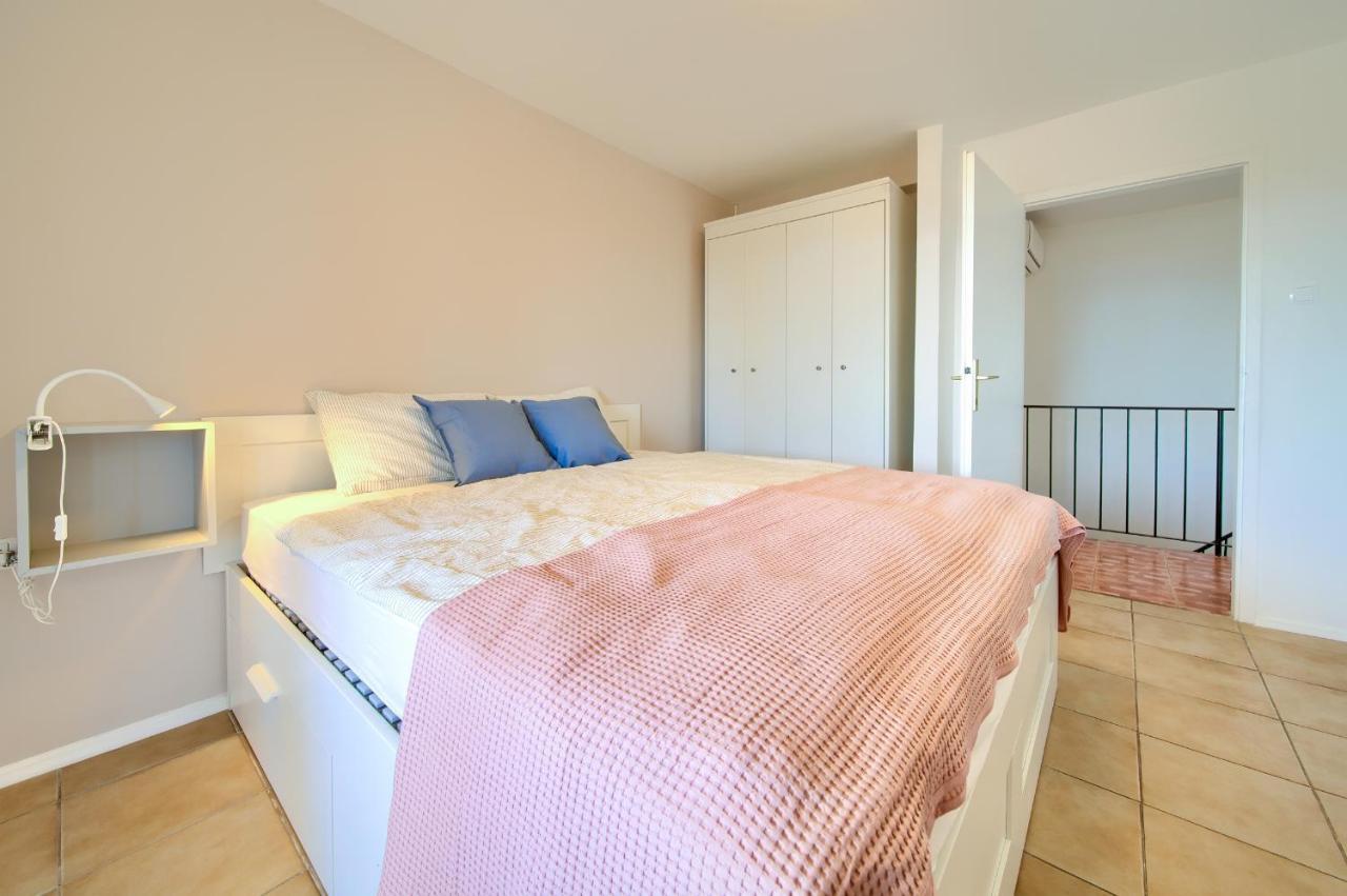 Seascape Apartment Кърк Екстериор снимка